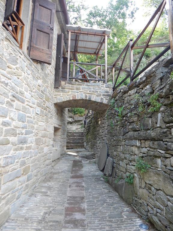 Pieve di Cà Maggiore Firenzuola Esterno foto