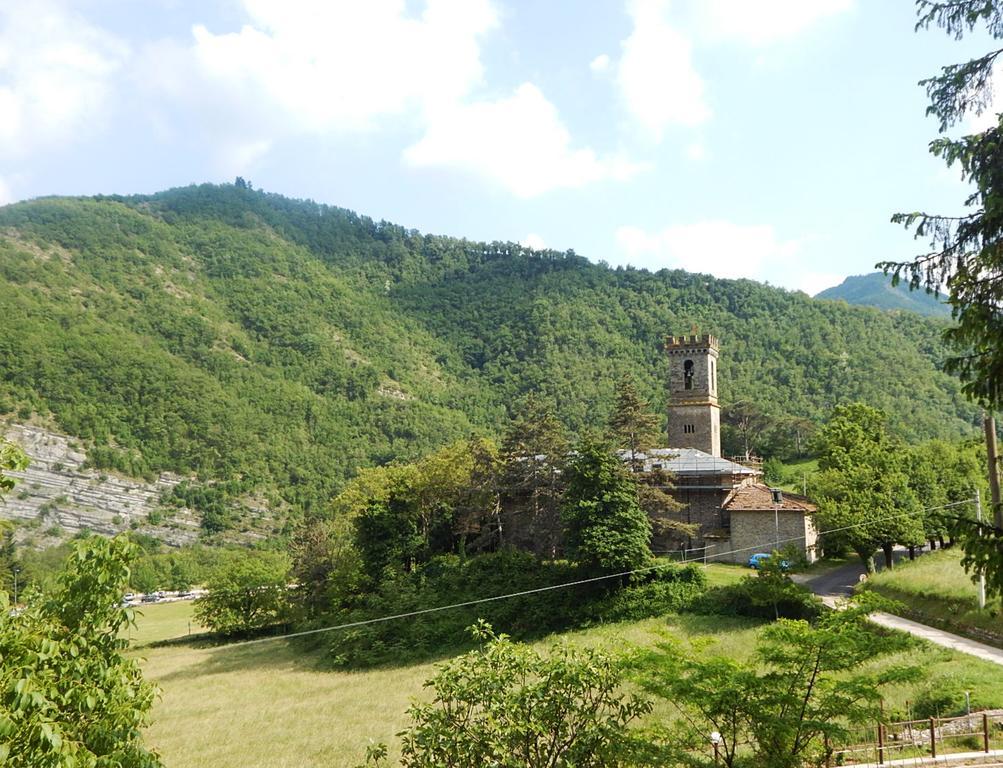 Pieve di Cà Maggiore Firenzuola Esterno foto
